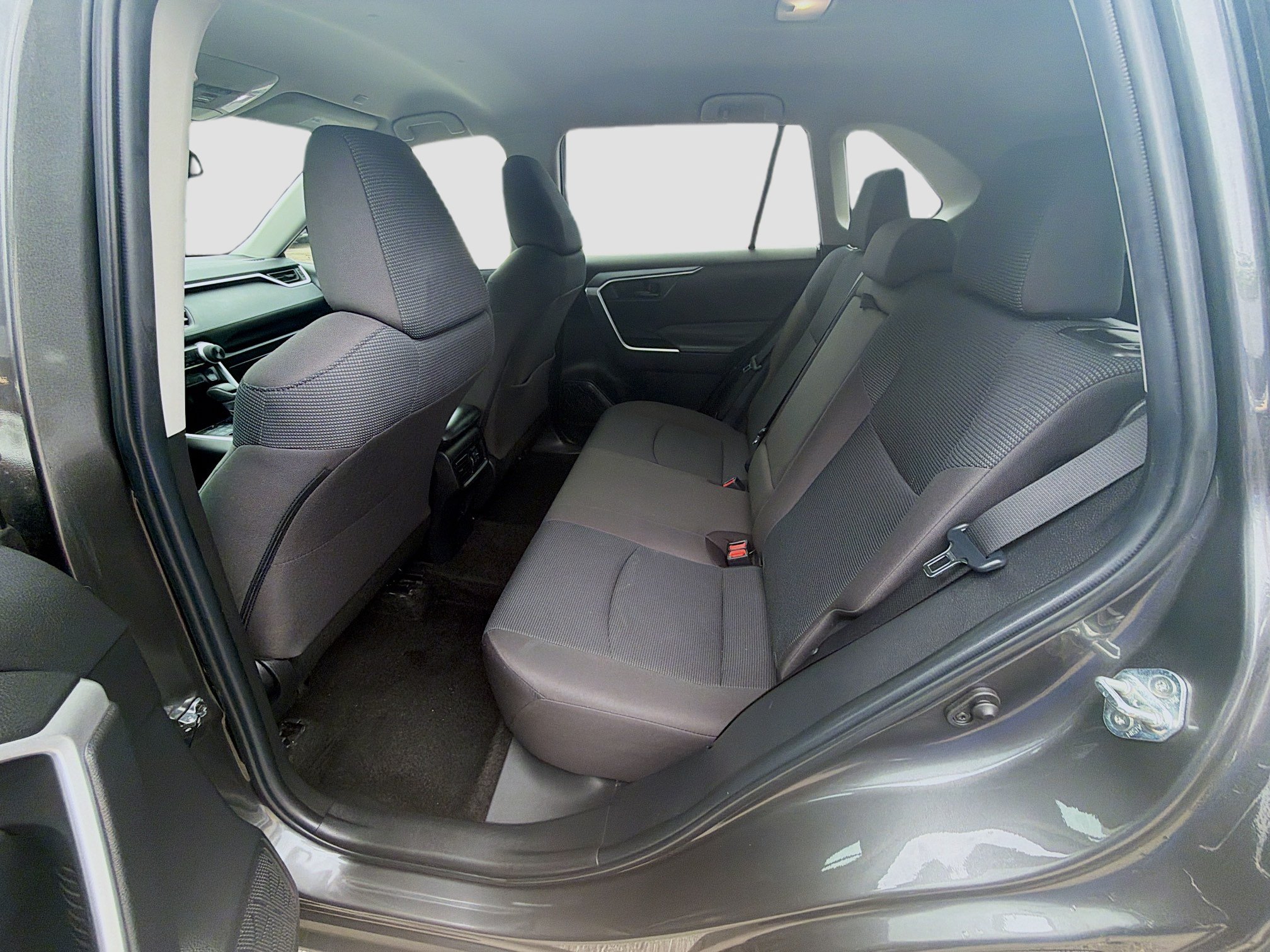 Used 2023 Toyota RAV4 LE AWD/4WD image 24