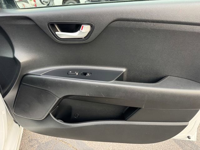 Used 2019 Kia Rio LX image 7