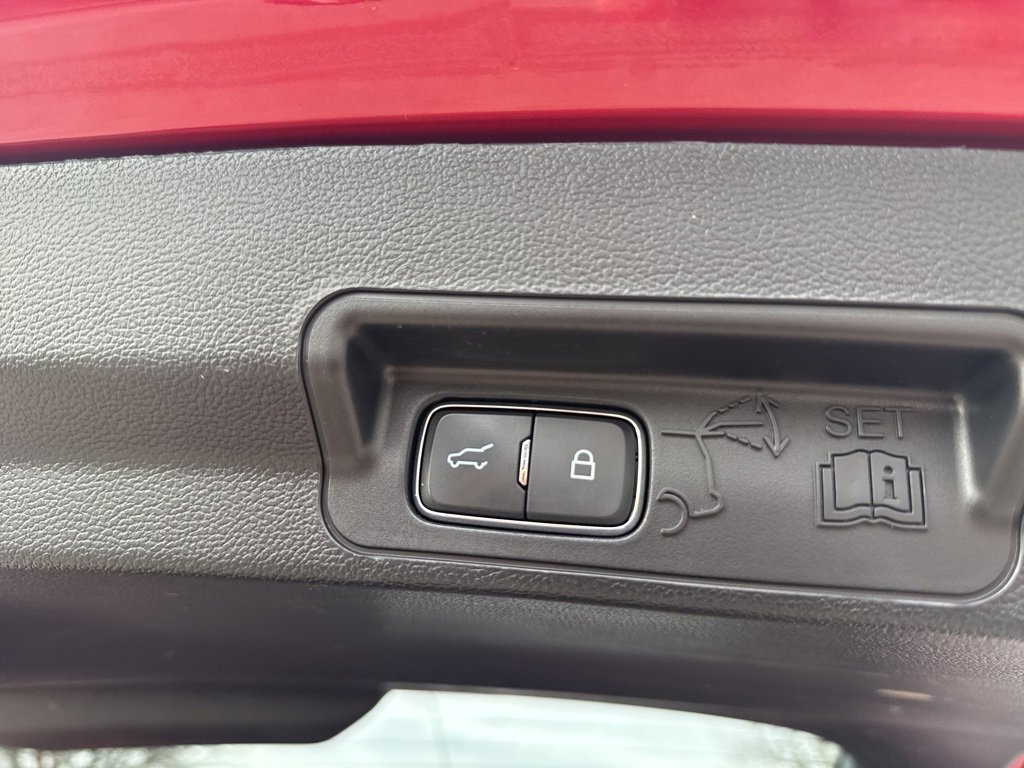 Certified 2020 Ford Explorer ST image 31