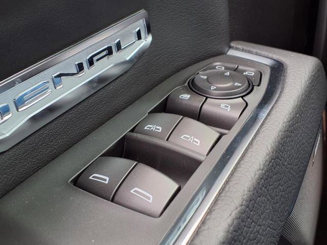 New 2026 GMC Sierra 1500 Denali AWD/4WD image 17