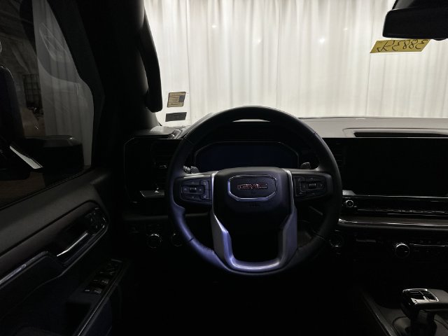 Used 2024 GMC Sierra 1500 SLT w/ SLT Premium Package AWD/4WD image 13