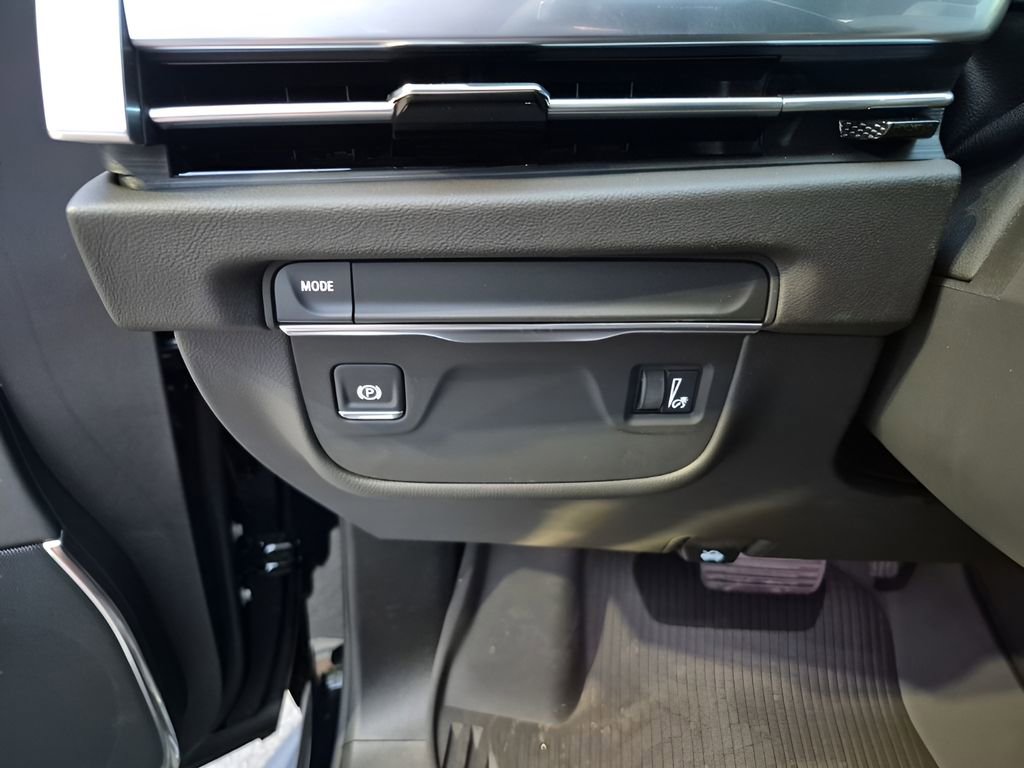 Used 2026 Cadillac Escalade 2WD w/ LPO, Floor Liner Package image 32