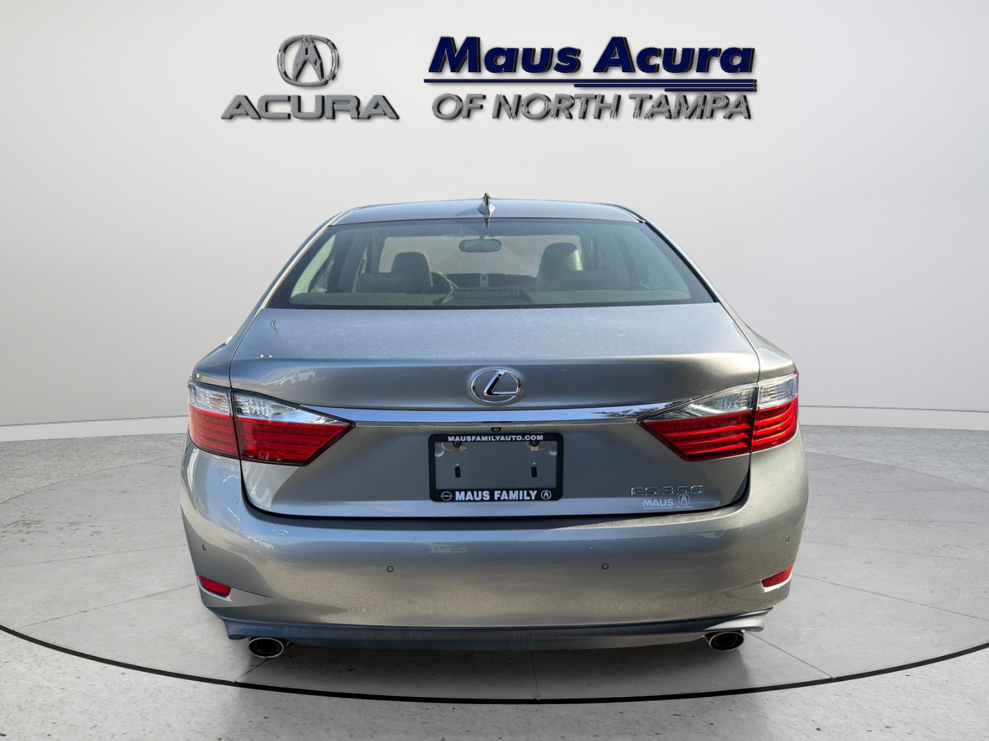 Used 2015 Lexus ES 350 w/ Luxury Package FWD image 4