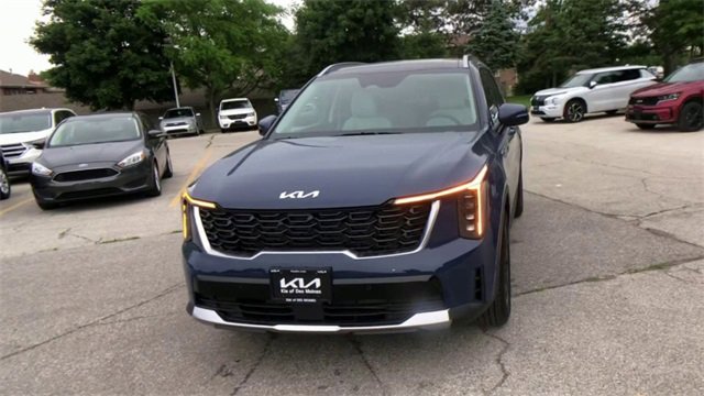 New 2025 Kia Sorento S w/ Panoramic Sunroof Package image 6