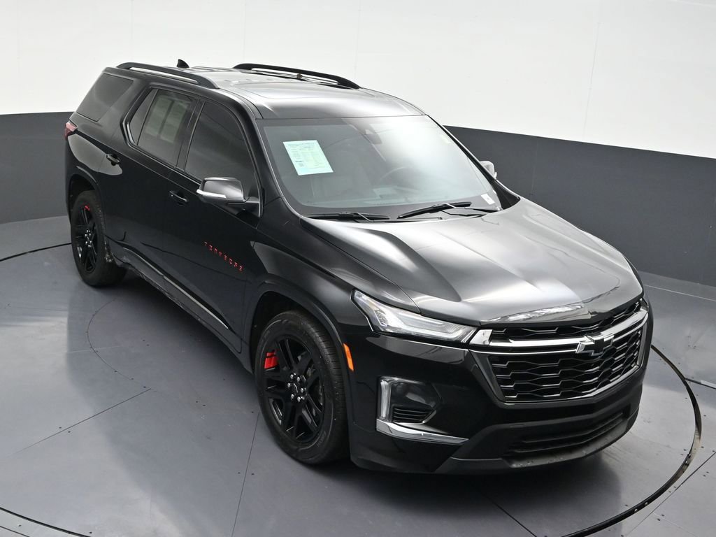 Used 2023 Chevrolet Traverse Premier w/ Redline Edition image 28