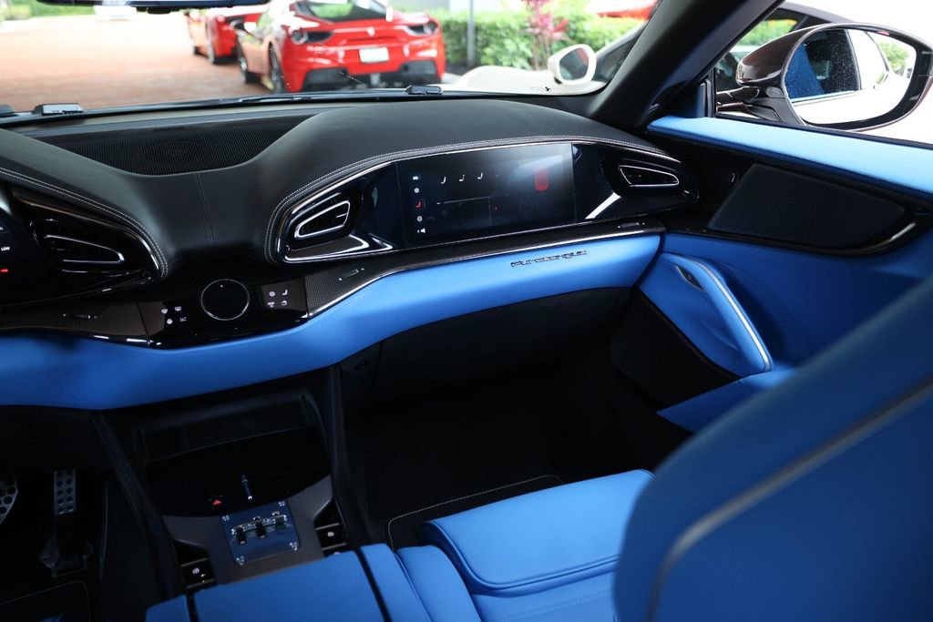 Used 2026 Ferrari Purosangue AWD/4WD image 51