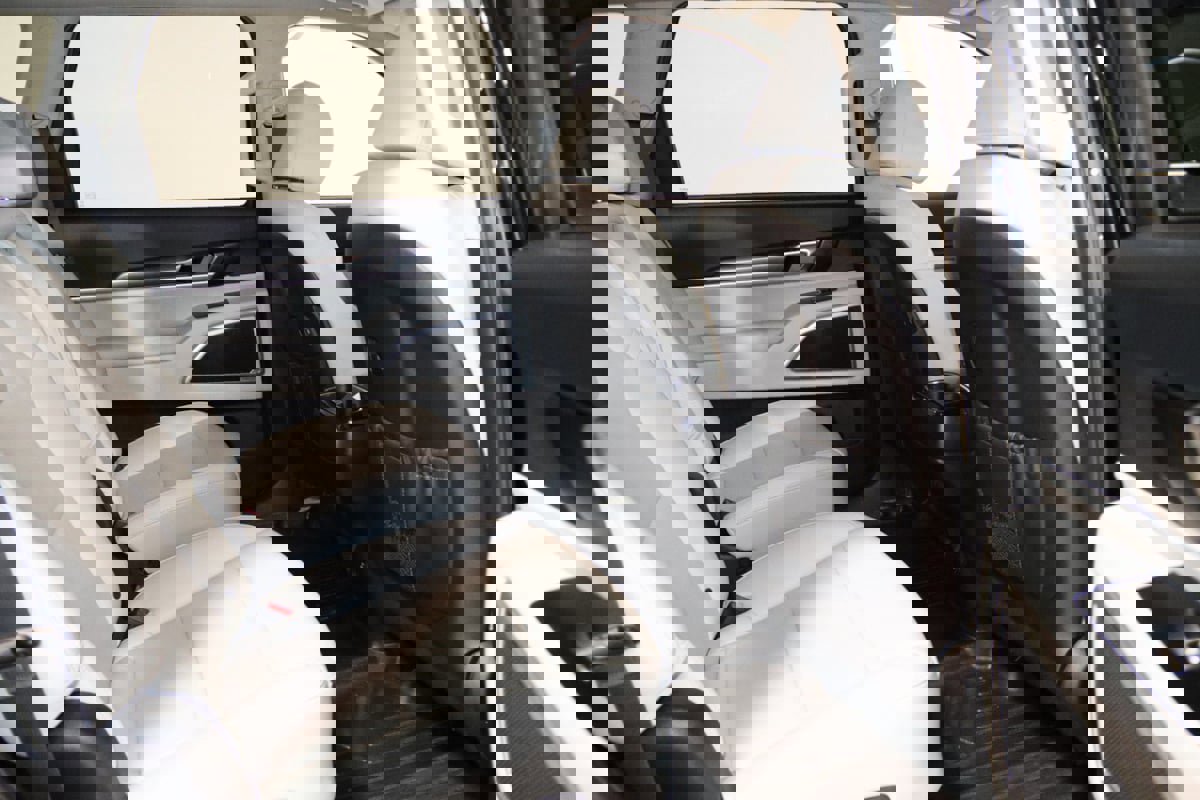 Used 2023 Kia Telluride S image 58