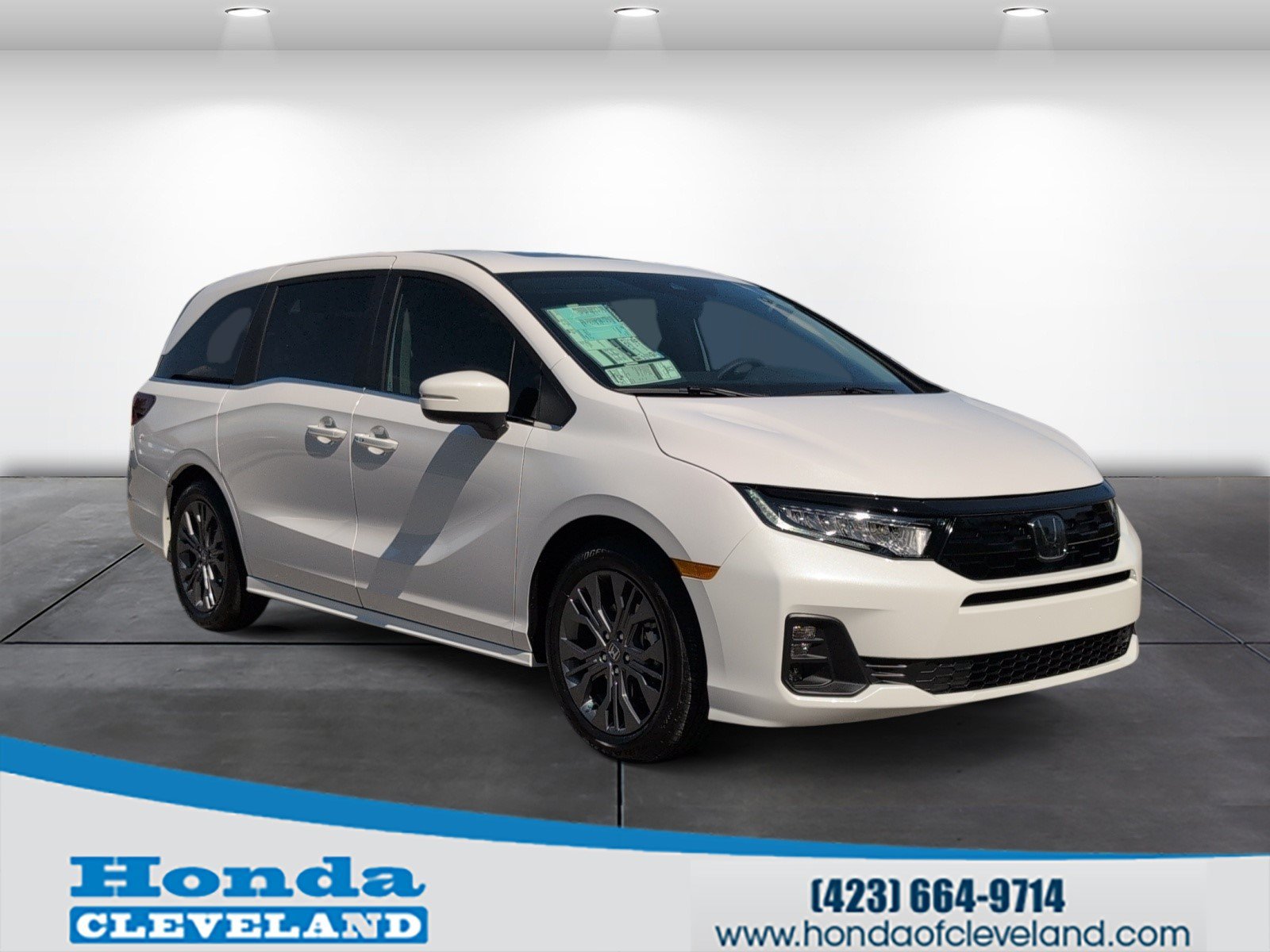 New 2027 Honda Odyssey Touring image 1