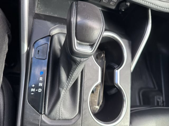 Used 2023 Toyota Highlander XLE AWD/4WD image 19