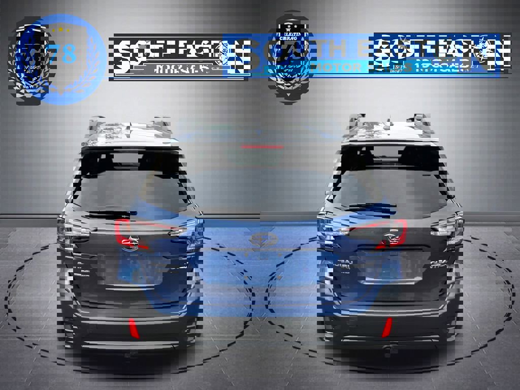 Used 2020 Subaru Outback Premium image 4