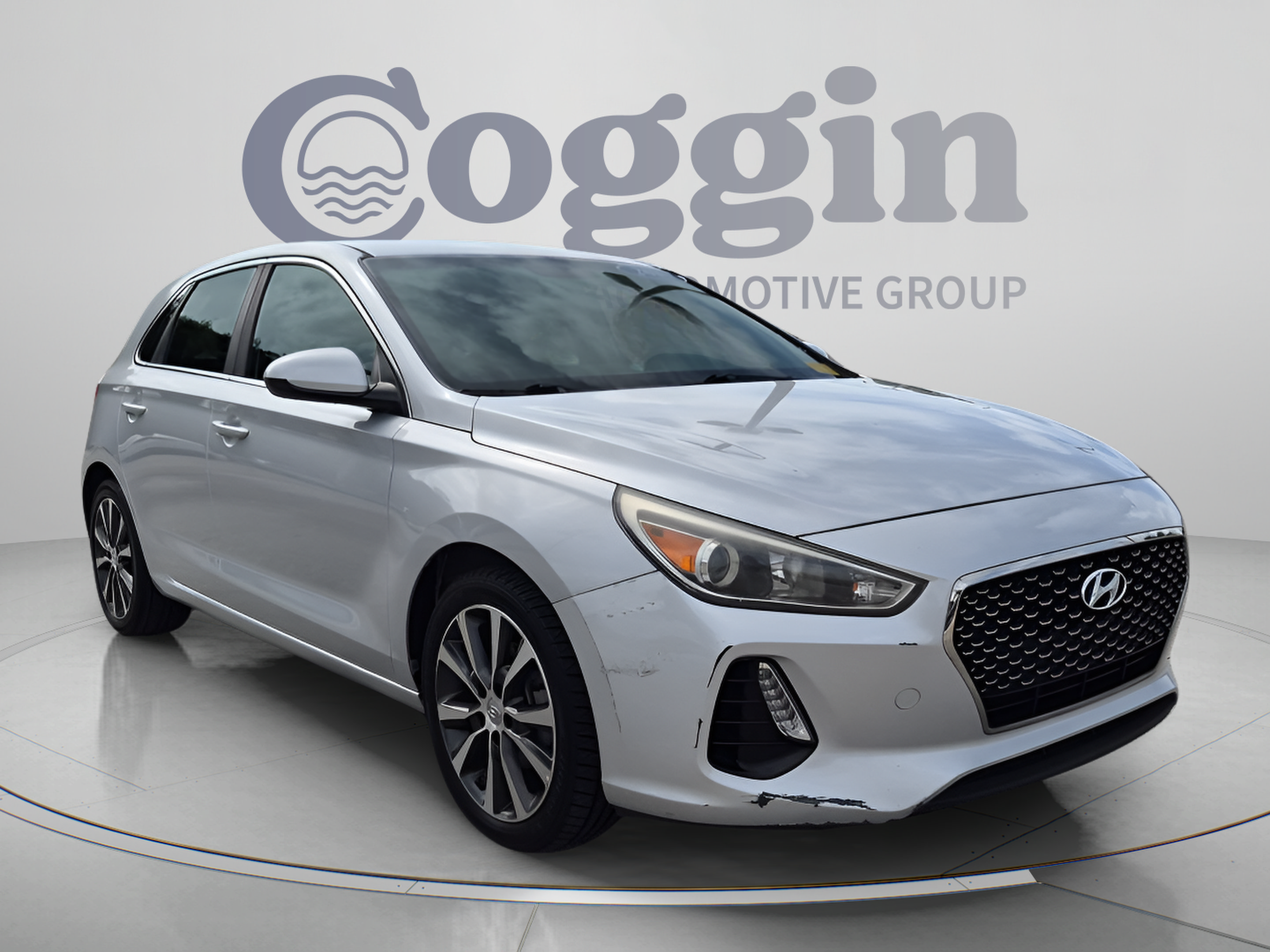 Used 2019 Hyundai Elantra GT FWD image 8
