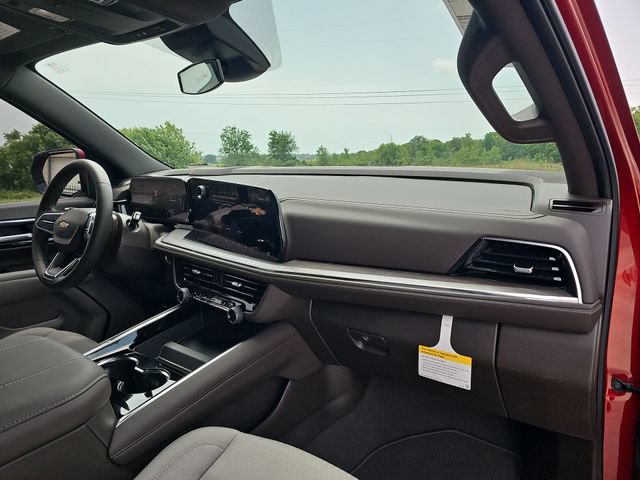 New 2026 Chevrolet Suburban LS w/ Max Trailering Package AWD/4WD image 29