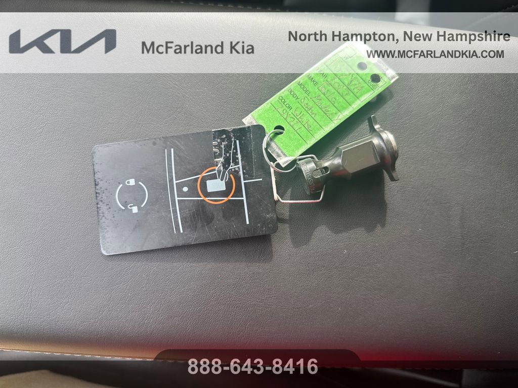 Used 2023 Tesla Model Y Long Range image 29