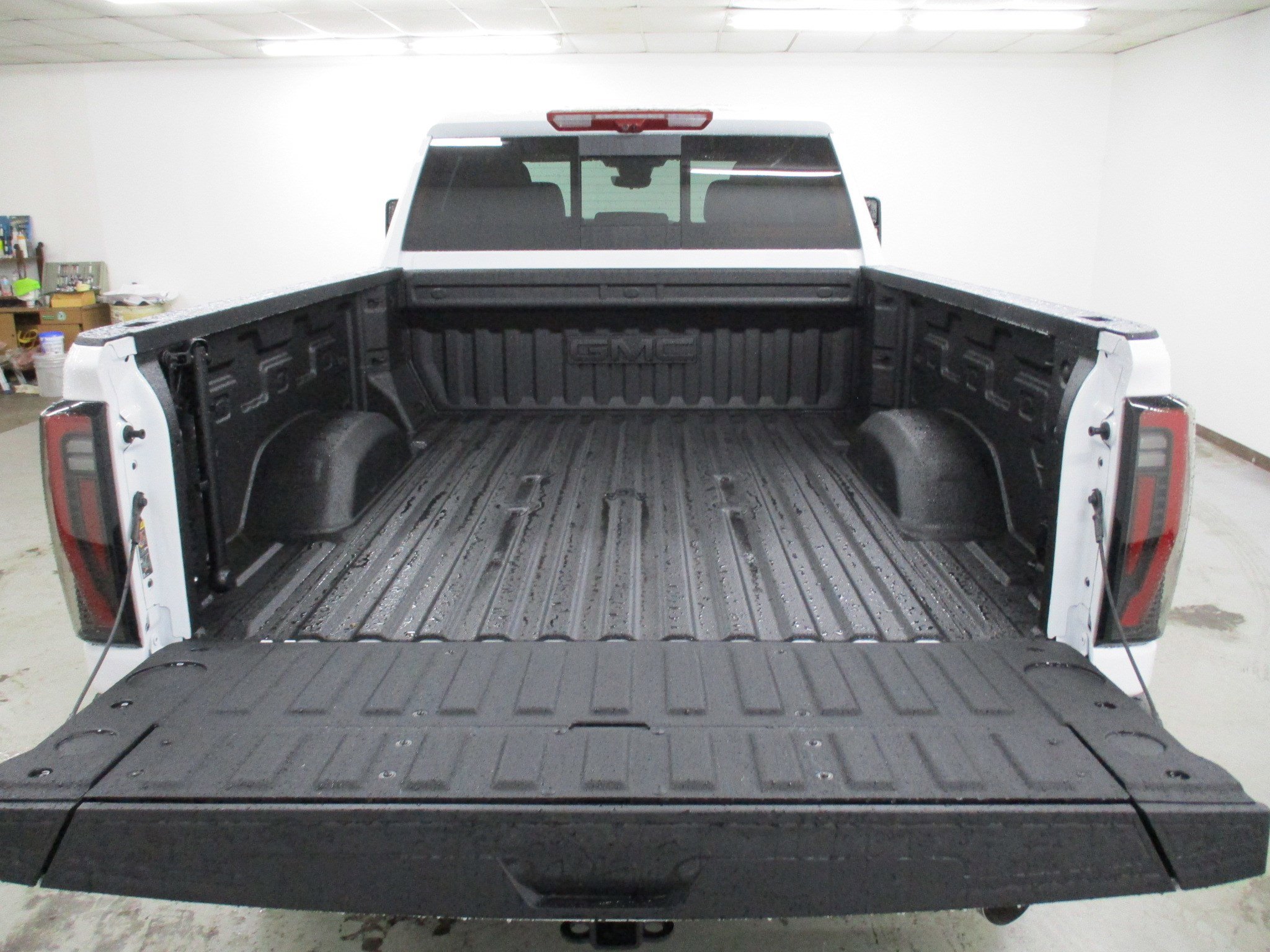 New 2025 GMC Sierra 2500 AT4 w/ Technology Package image 6