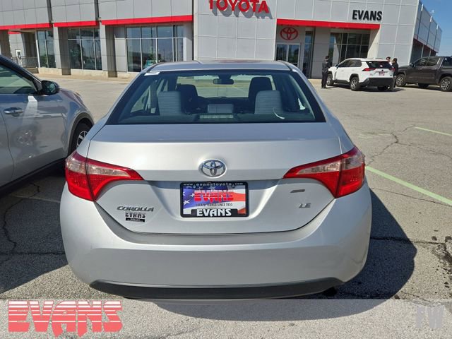 Used 2017 Toyota Corolla LE FWD image 2