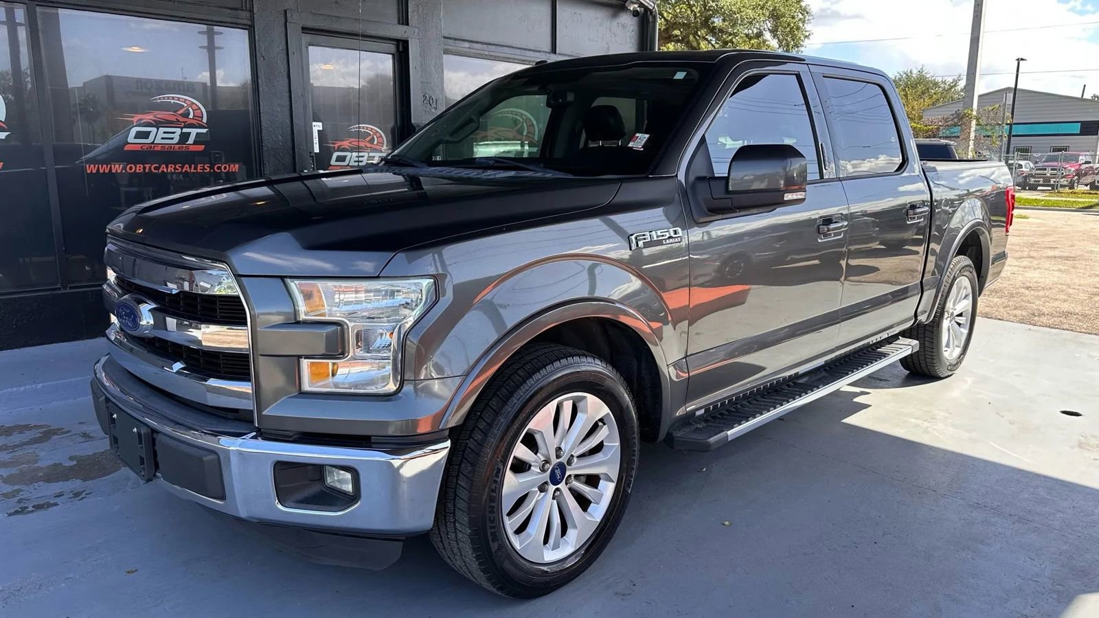 Used 2015 Ford F150 Lariat w/ Equipment Group 501A Mid