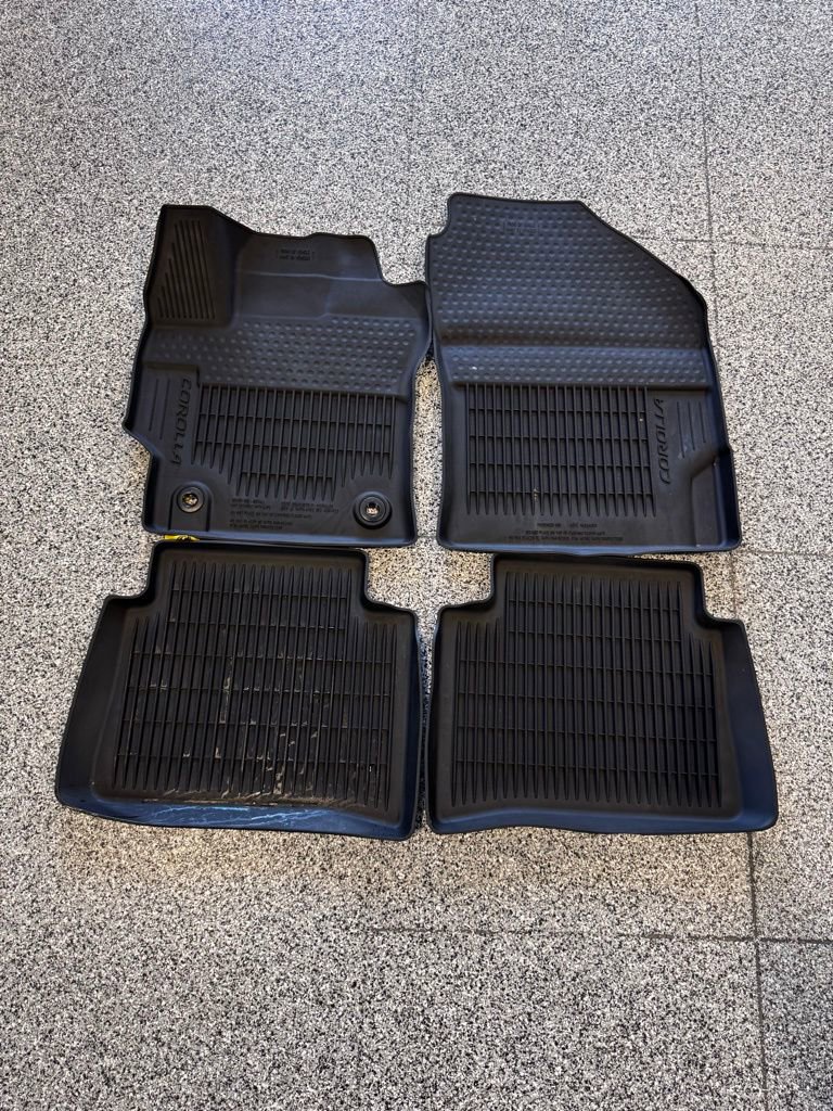 Used 2026 Toyota Corolla XSE FWD image 55