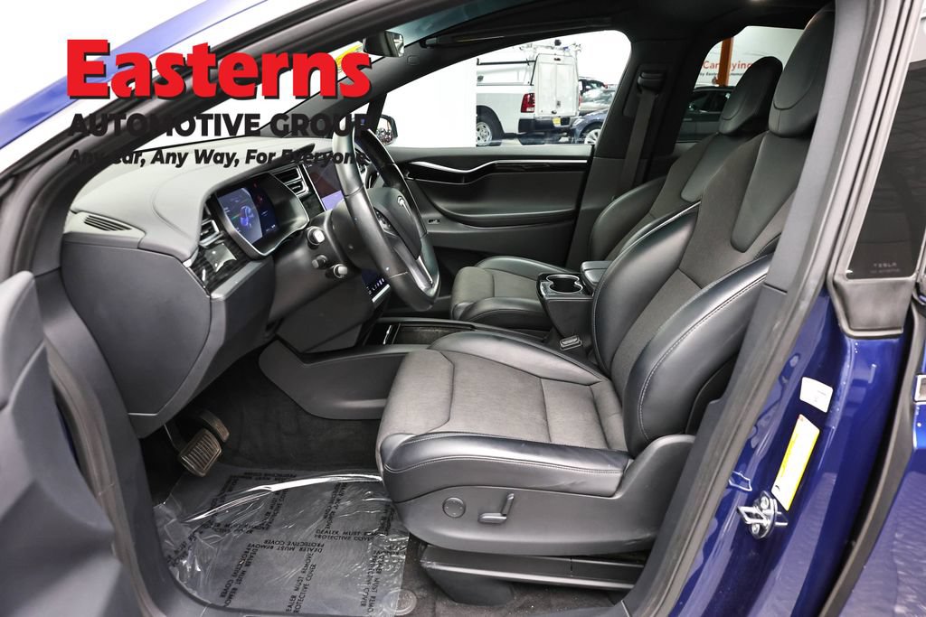 Used 2017 Tesla Model X 75D AWD/4WD image 13