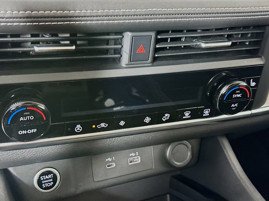 Certified 2023 Nissan Rogue SV w/ SV Premium B Package AWD/4WD image 22