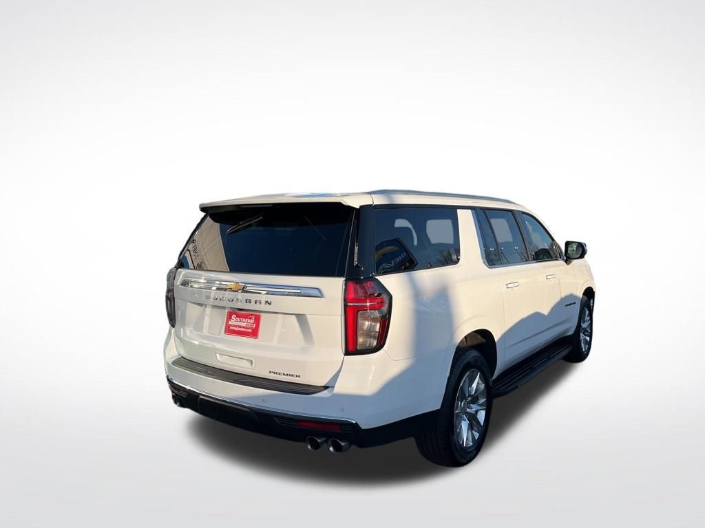 Used 2023 Chevrolet Suburban Premier image 4