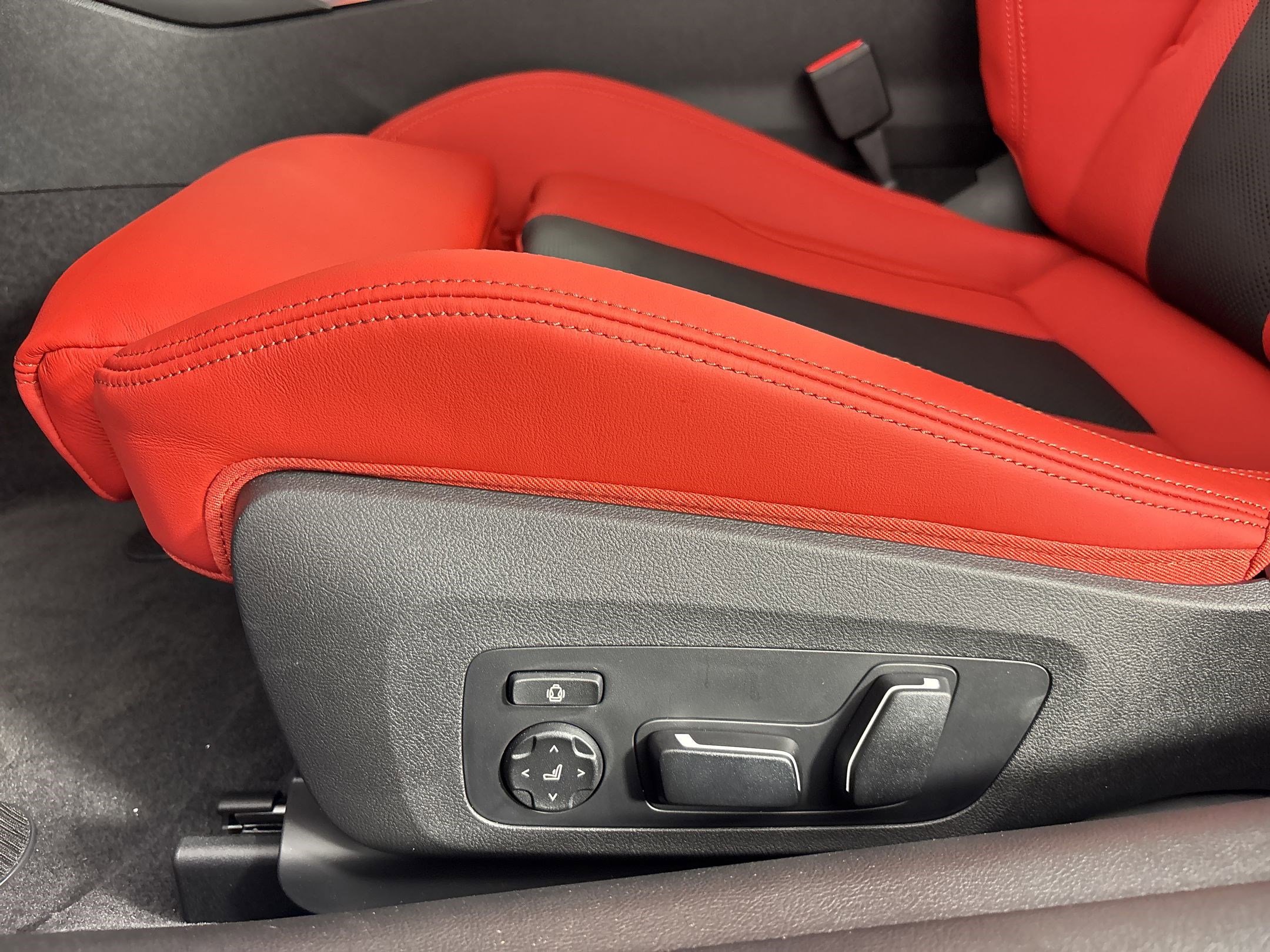 New 2026 BMW M4 Competition RWD image 13