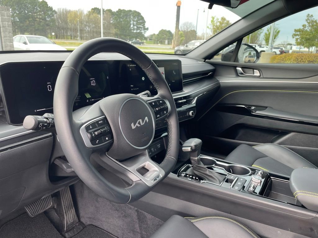 Used 2026 Kia K5 GT image 9