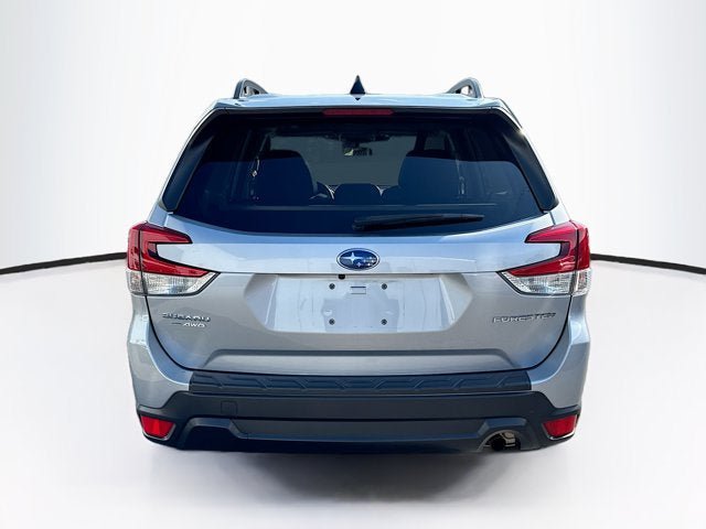 Used 2024 Subaru Forester Premium AWD/4WD image 6