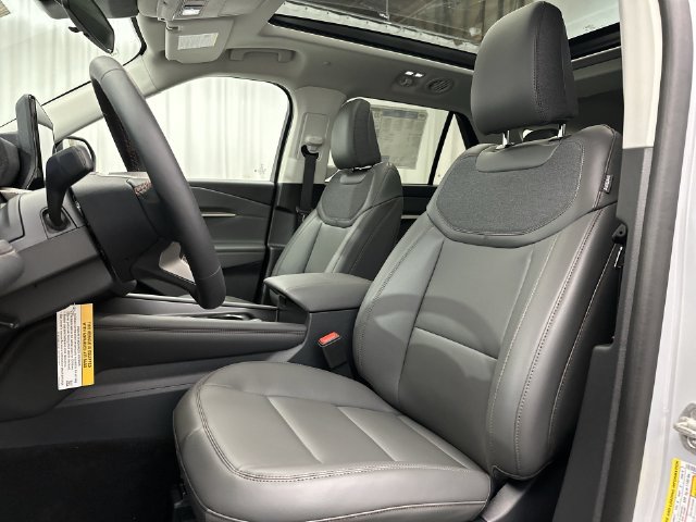 New 2026 Ford Explorer Active w/ Active Comfort Package AWD/4WD image 16