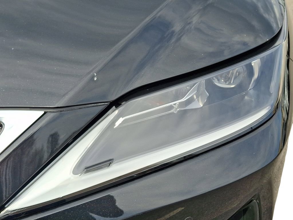 Used 2021 Lexus RX 350L Premium w/ Premium Package image 10