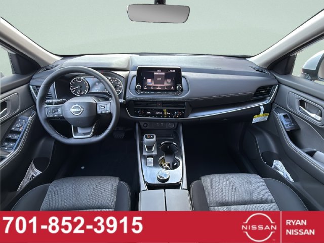 New 2026 Nissan Rogue SV w/ Cold Weather Package AWD/4WD image 14