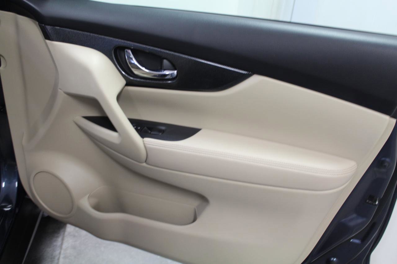 Used 2015 Nissan Rogue SL w/ SL Premium Package AWD/4WD image 27