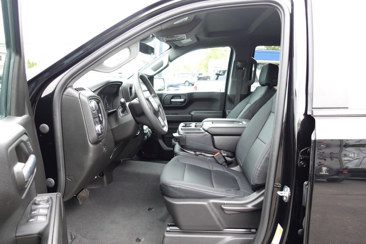Used 2024 GMC Sierra 1500 Pro w/ Pro Value Package AWD/4WD image 16