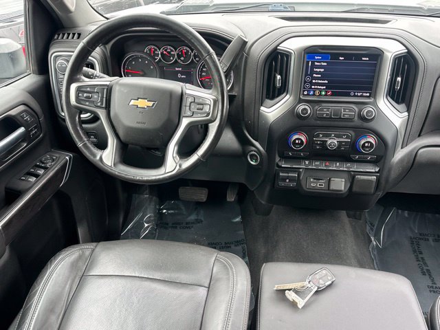 Used 2020 Chevrolet Silverado 2500 LTZ AWD/4WD image 32