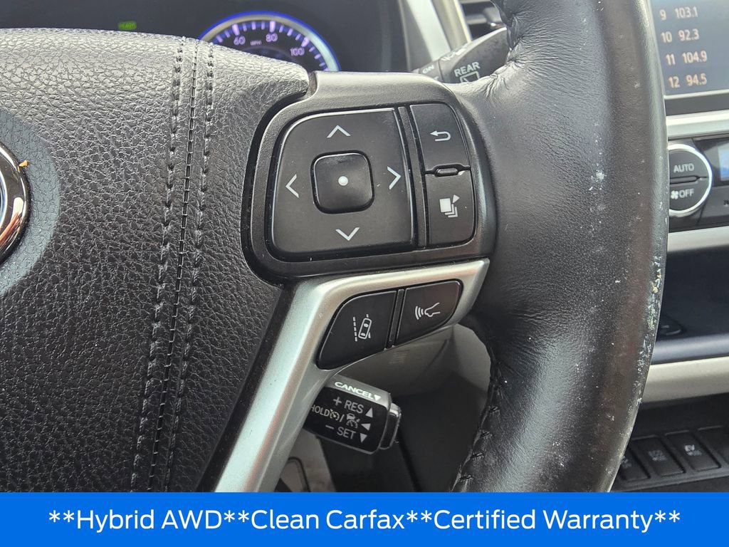 Used 2019 Toyota Highlander XLE AWD/4WD image 29