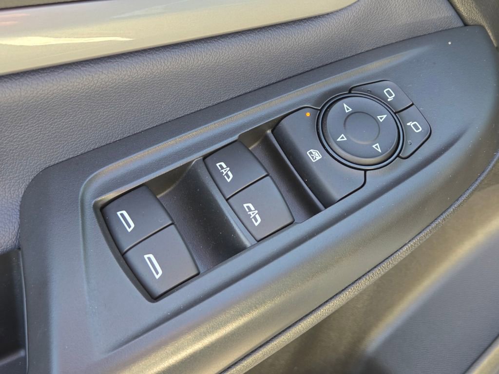 Used 2022 Chevrolet Bolt EUV Premier w/ Sun & Sound Package FWD image 25