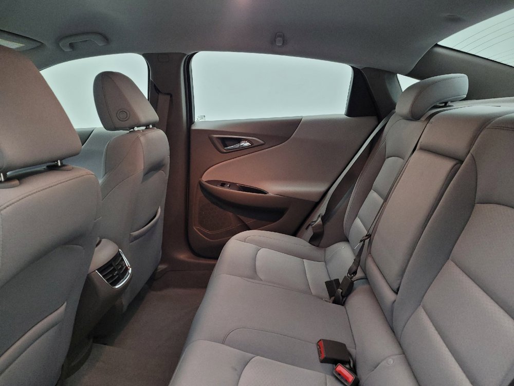 Used 2021 Chevrolet Malibu LT image 18