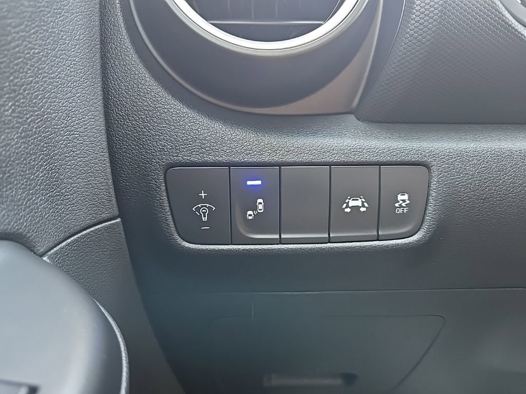 Used 2021 Hyundai Kona SEL w/ Cargo Package FWD image 39