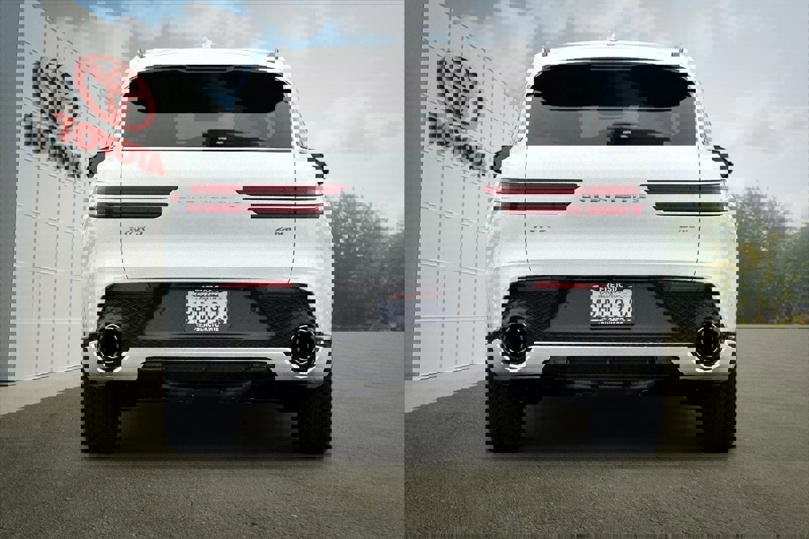 Used 2024 Genesis GV70 2.5T w/ Sport Prestige Package image 4