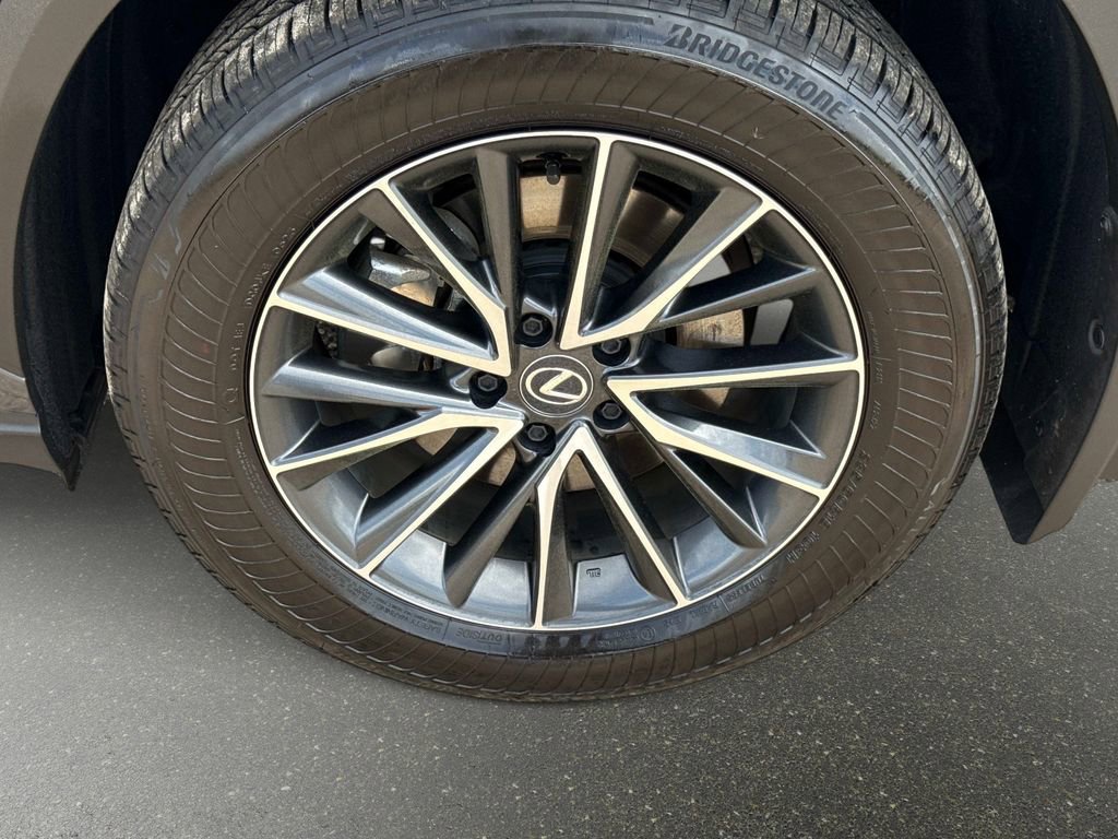 Used 2025 Lexus NX 350h AWD w/ Accessory Package (2T) image 10