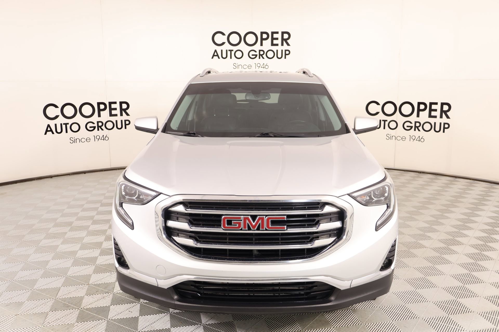 Used 2019 GMC Terrain SLT FWD image 8