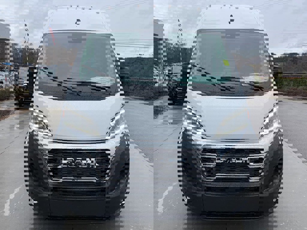 New 2026 RAM ProMaster 2500 w/ Quick Order Package 22G SLT image 26