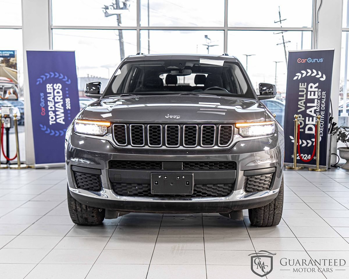 Used 2021 Jeep Grand Cherokee L Laredo w/ Luxury Tech Group I AWD/4WD image 2
