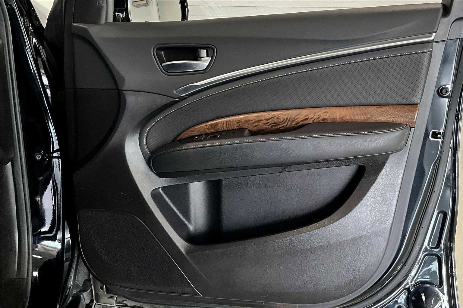 Used 2020 Acura MDX SH-AWD w/ Technology Package image 26