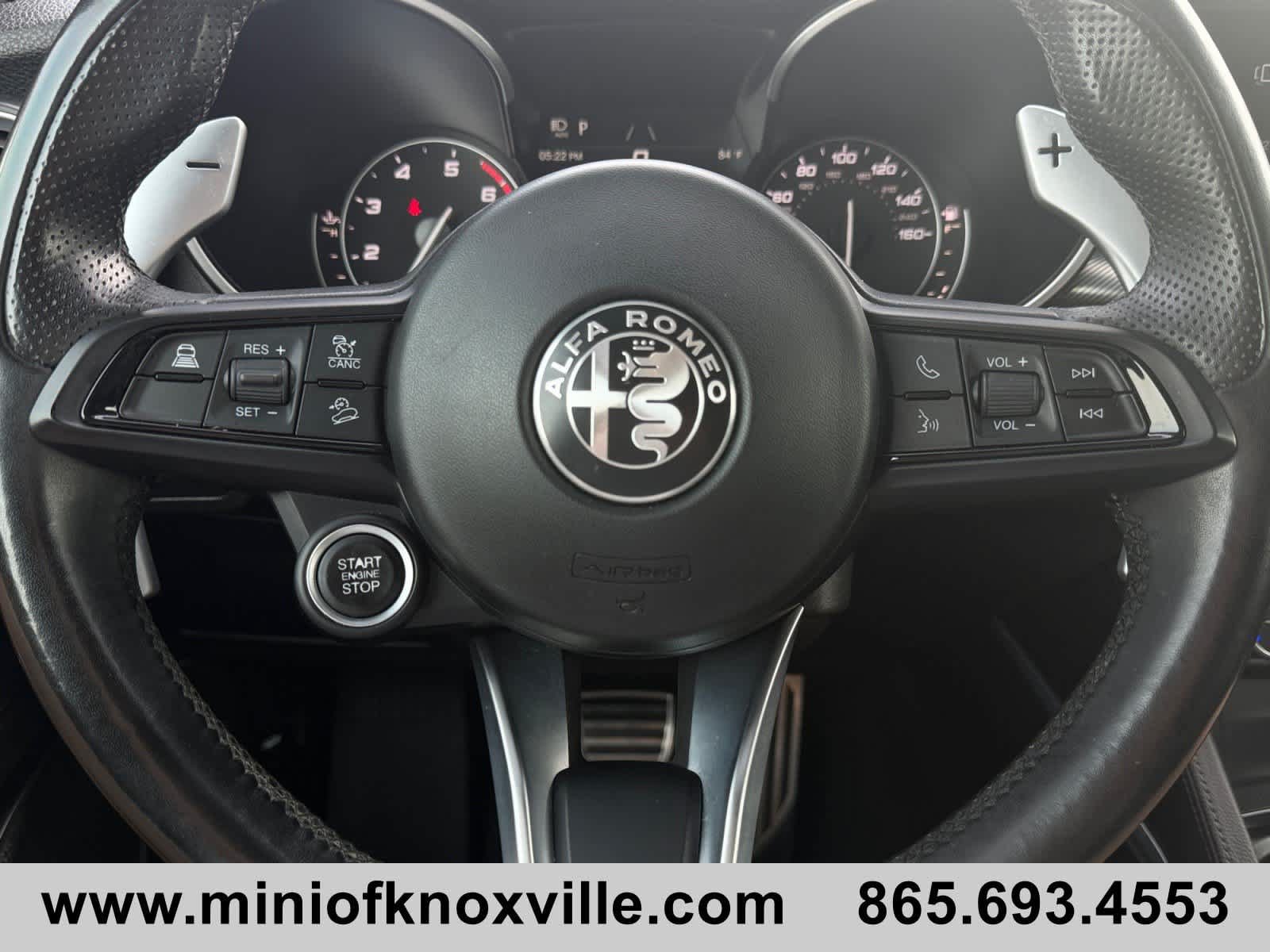 Used 2022 Alfa Romeo Stelvio Veloce AWD/4WD image 24