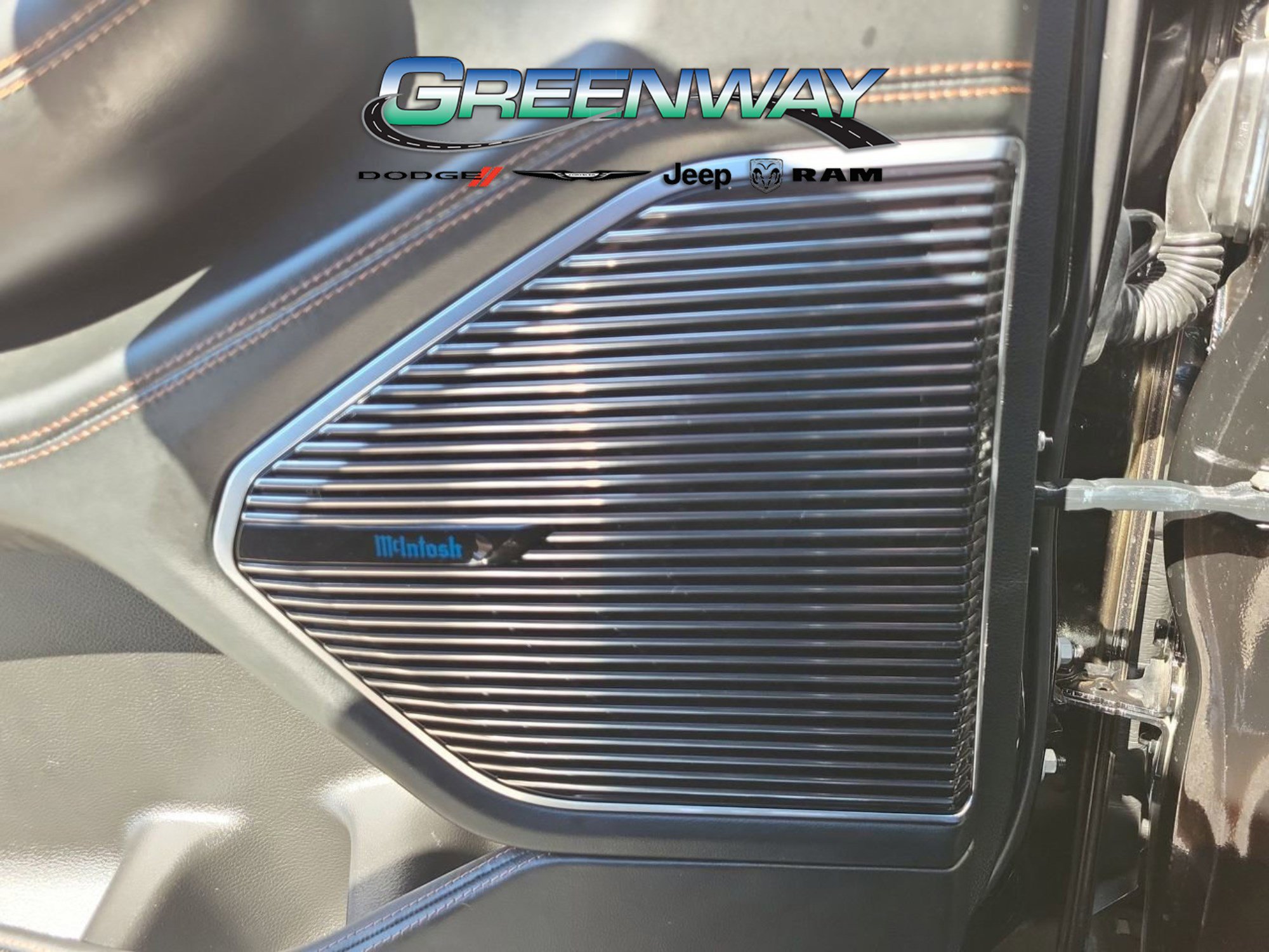 Used 2024 Jeep Grand Cherokee Summit image 18