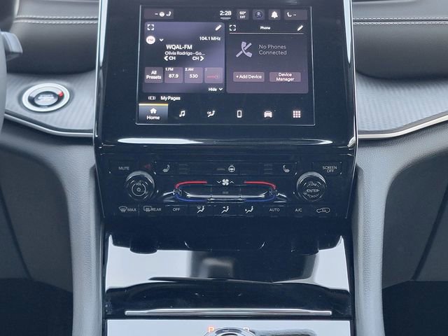 Certified 2024 Jeep Grand Cherokee Laredo X w/ Luxury Tech Group I AWD/4WD image 27