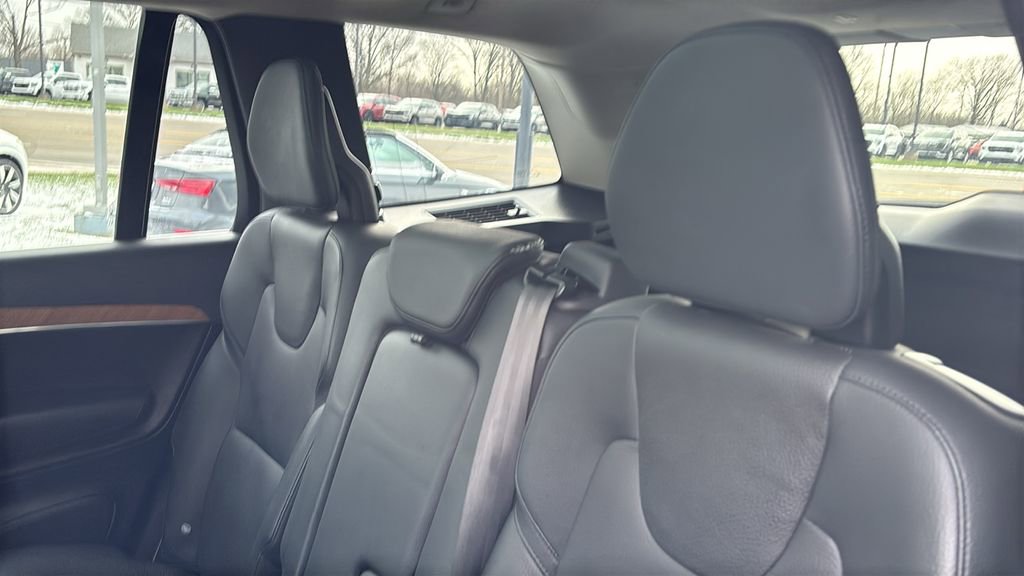 Certified 2023 Volvo XC90 B5 Plus w/ Protection Package Premier image 27