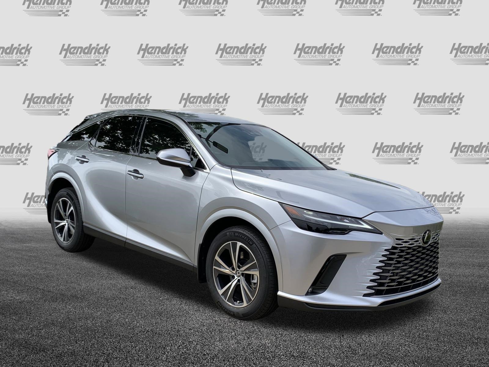 Used 2023 Lexus RX 350 FWD image 2