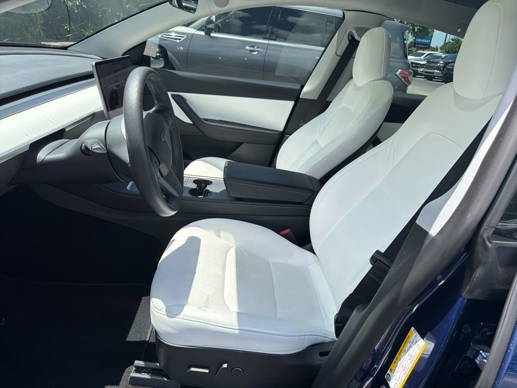 Used 2021 Tesla Model Y Long Range AWD/4WD image 9