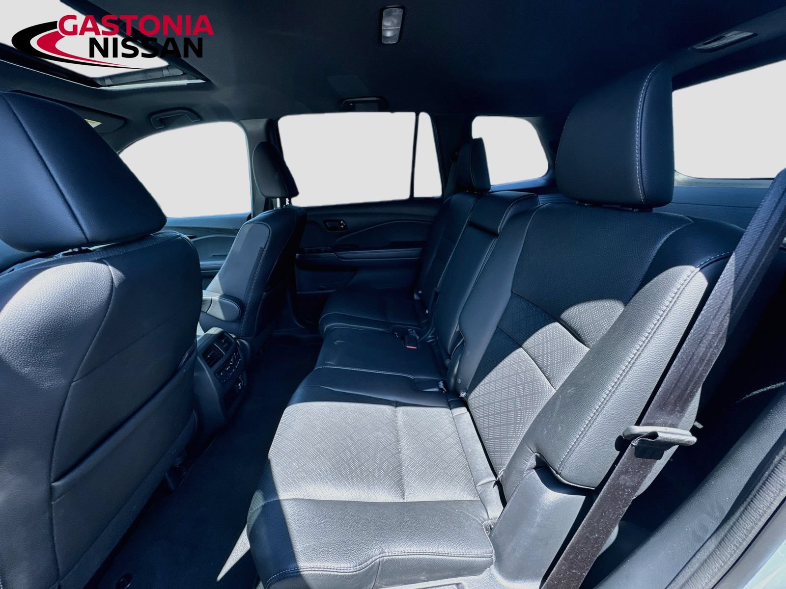 Used 2023 Honda Passport Elite image 32